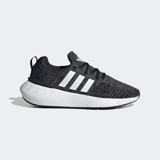 Adidas Swift Run Sneakers – Black/White – Women