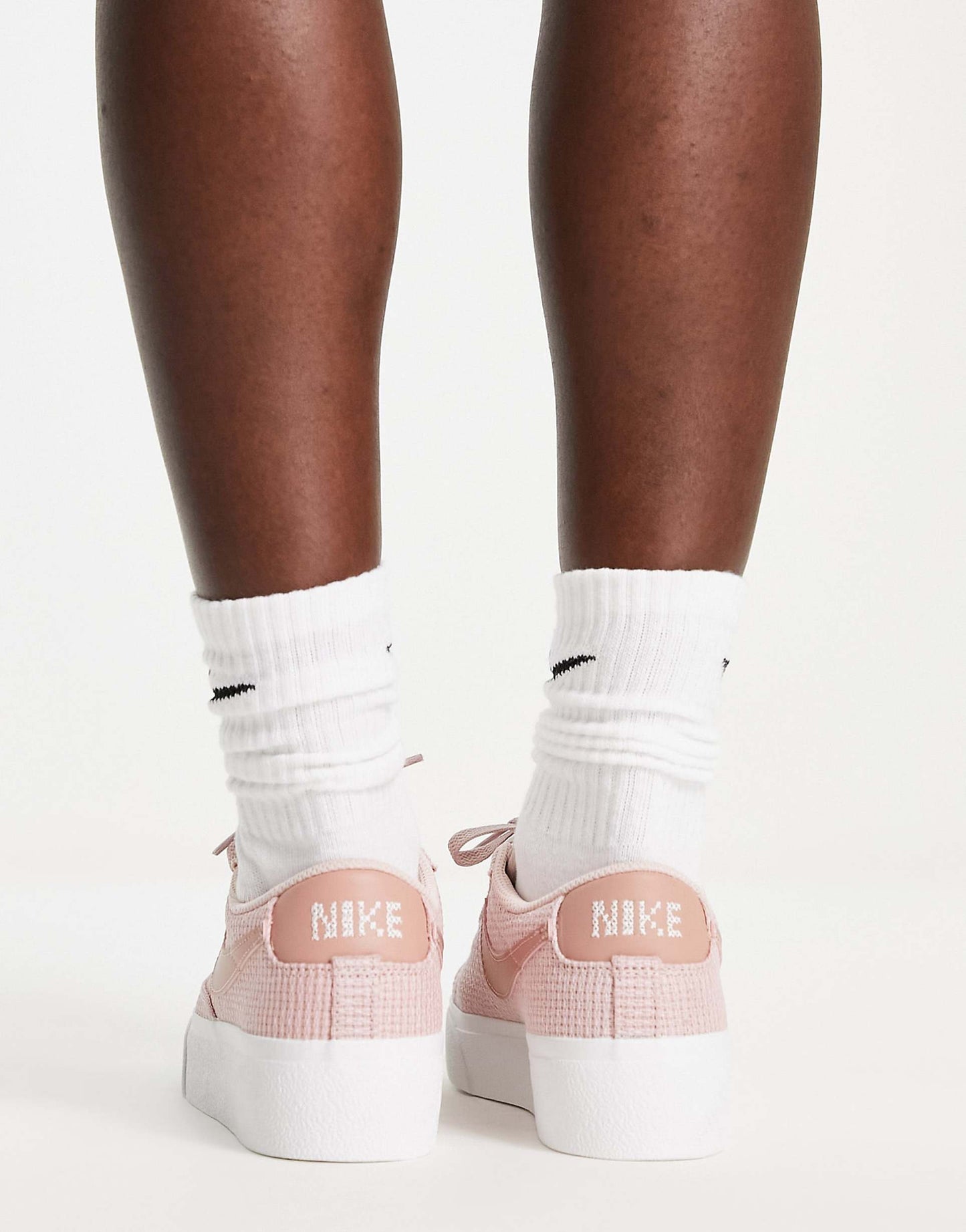 Nike Blazer Low Platform Sneakers – Roze – Dames