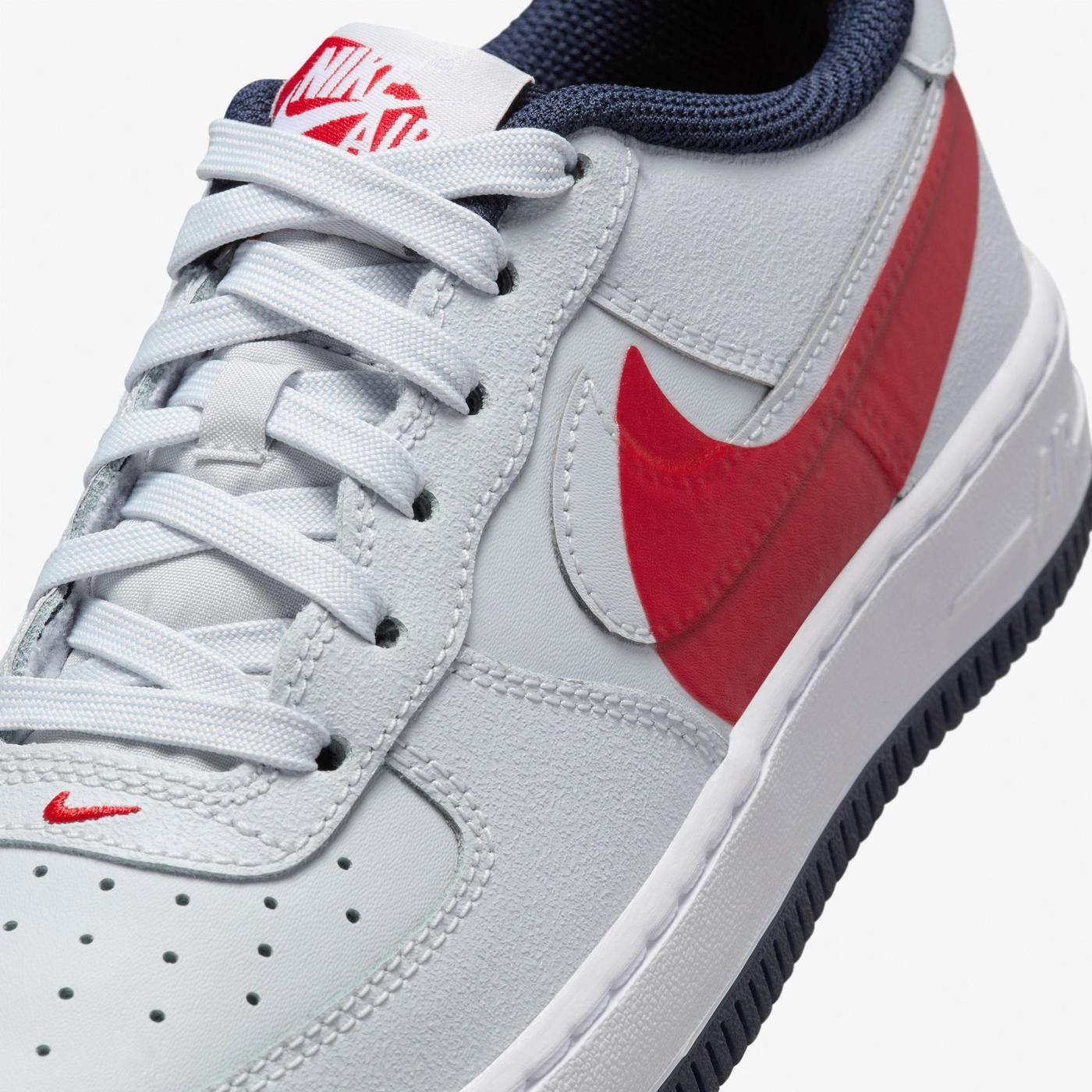 Nike Air Force 1 Sneakers – Rood/Wit – Dames