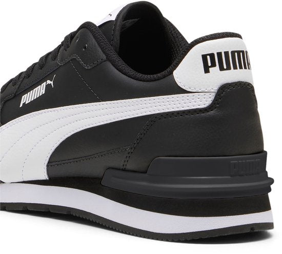 Puma ST Runner v4 Sneakers – Black – Men