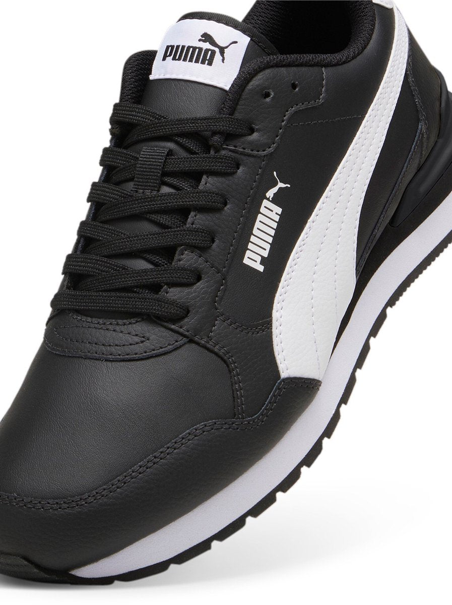 Puma ST Runner v4 Sneakers – Black – Men