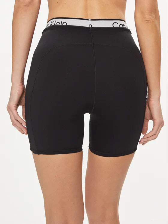 Calvin Klein Slim Fit Sportshorts – Zwart – Dames
