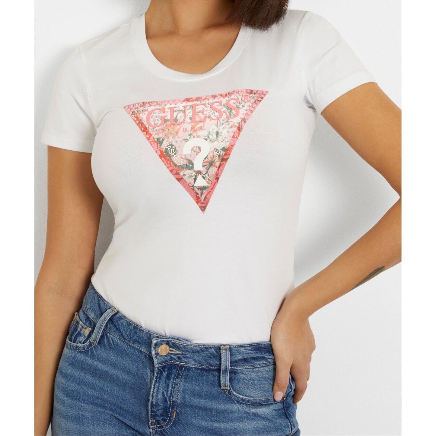 Guess Driehoek Logo T-shirt – Wit – Dames