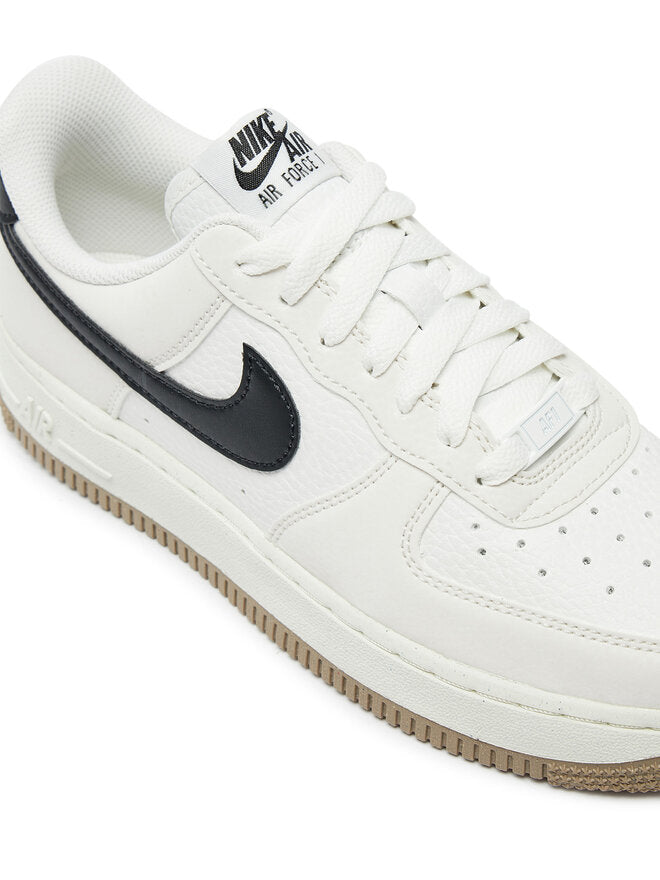 Nike Air Force 1 Sneakers – Wit/Beige – Dames